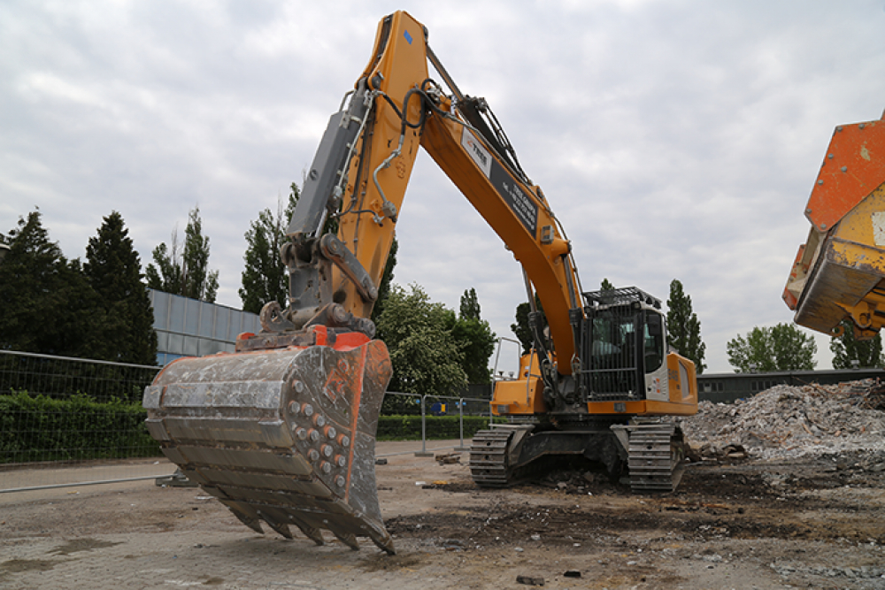 Wyburzenia z łyżką Dekpol Steel