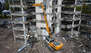 Nowy wyburzeniowy Liebherr