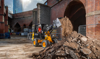 Bez hałasu i emisji &ndash; JCB 403E