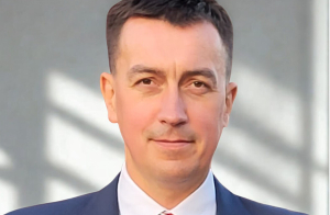 Konrad Krysiak nowym dyrektorem w Manitou Polska