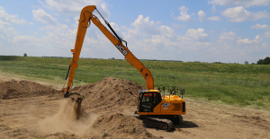 JCB 220X LC Long Reach w walce z powodzią!