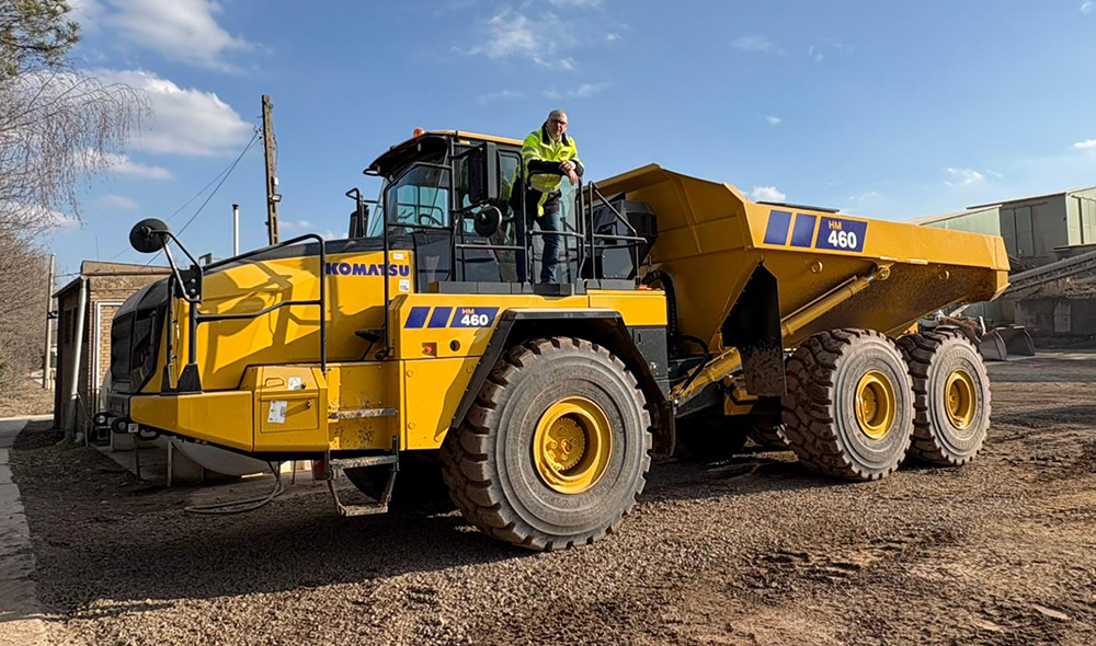 Nowość z Las Vegas już w Polsce - Komatsu HM460