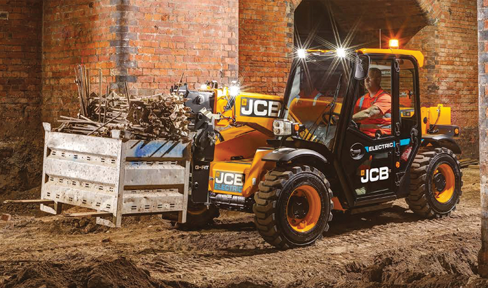 Elektryczny „teleskop” JCB sprawdza się w praktyce