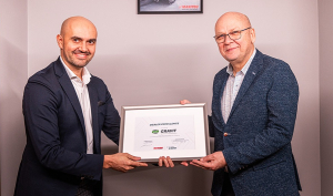 Gravit z nagrodą Manitou Dealer Excellence